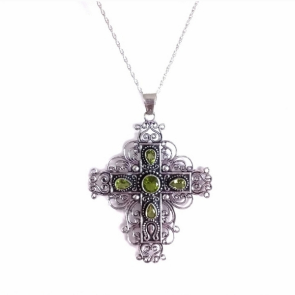 Sterling silver green peridot filigree cross pendant on 20 inch necklace NEW - Picture 6 of 6